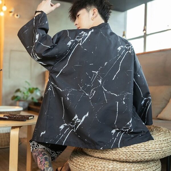 Kimono-negro-hombre-camisa