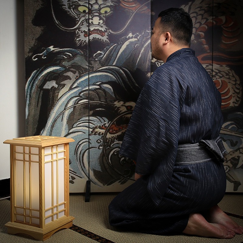 Kimono azul tradicional de hombre 1