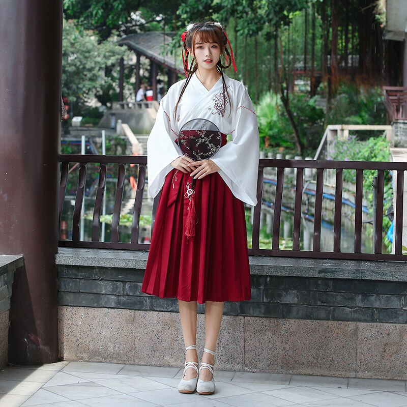 Vestido de estilo tradicional japonés | Mundo japones