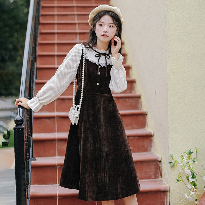 Vestido de inspiración japonesa marrón